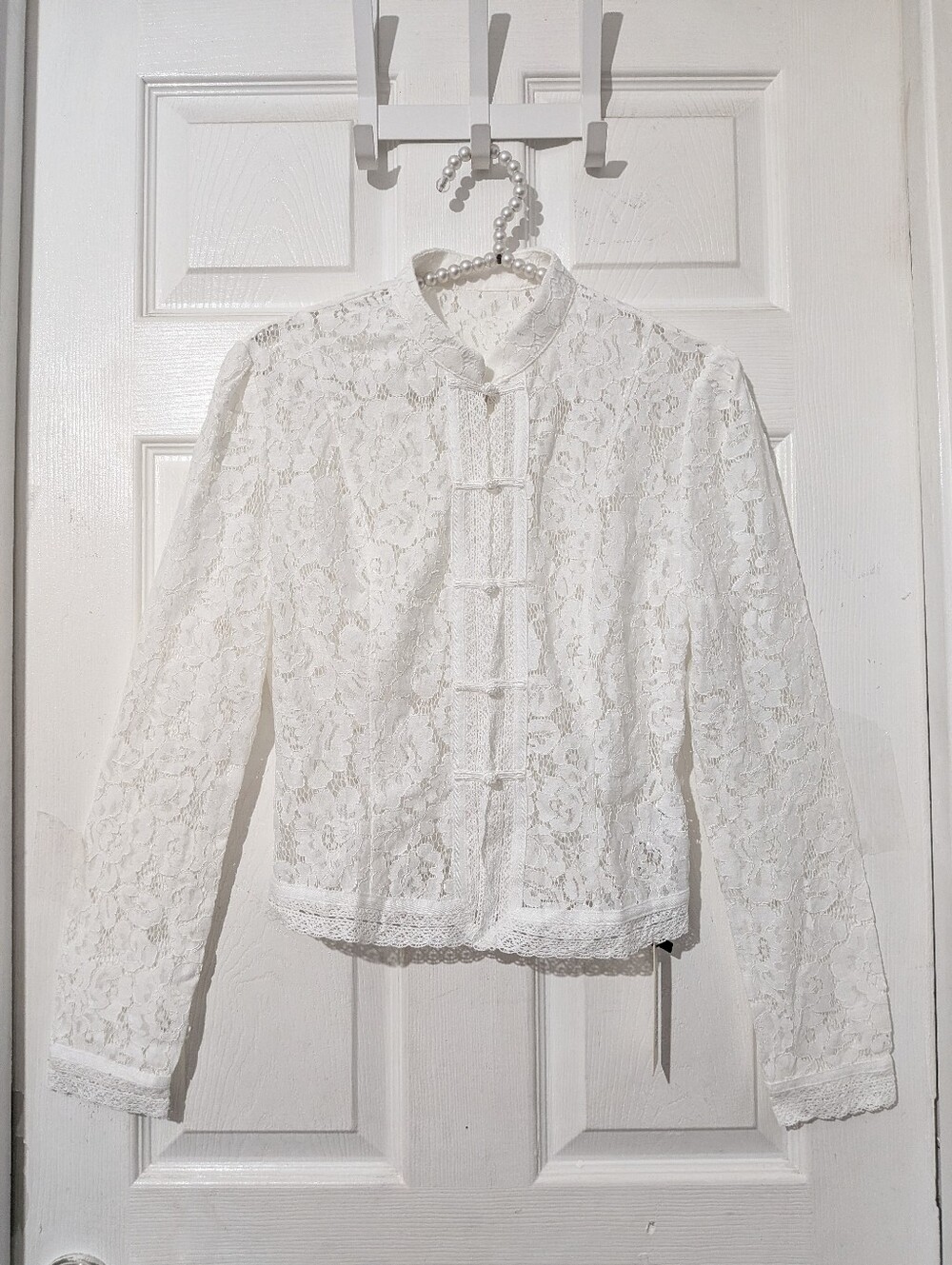 Commense Frog Closure Lace Mandarin Collar Blouse - Picture 7 of 16